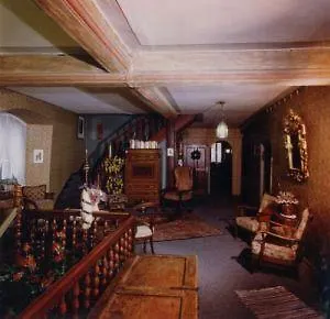 Affittacamere Roter Hahn 3*