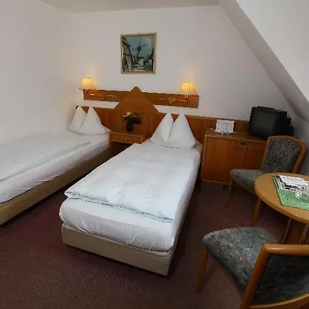 Roter Hahn Affittacamere 3*